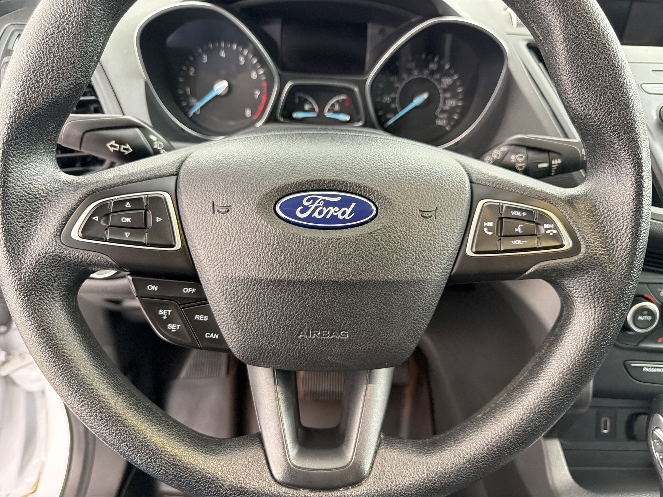 Used 2018 Ford Escape SE FWD image 15