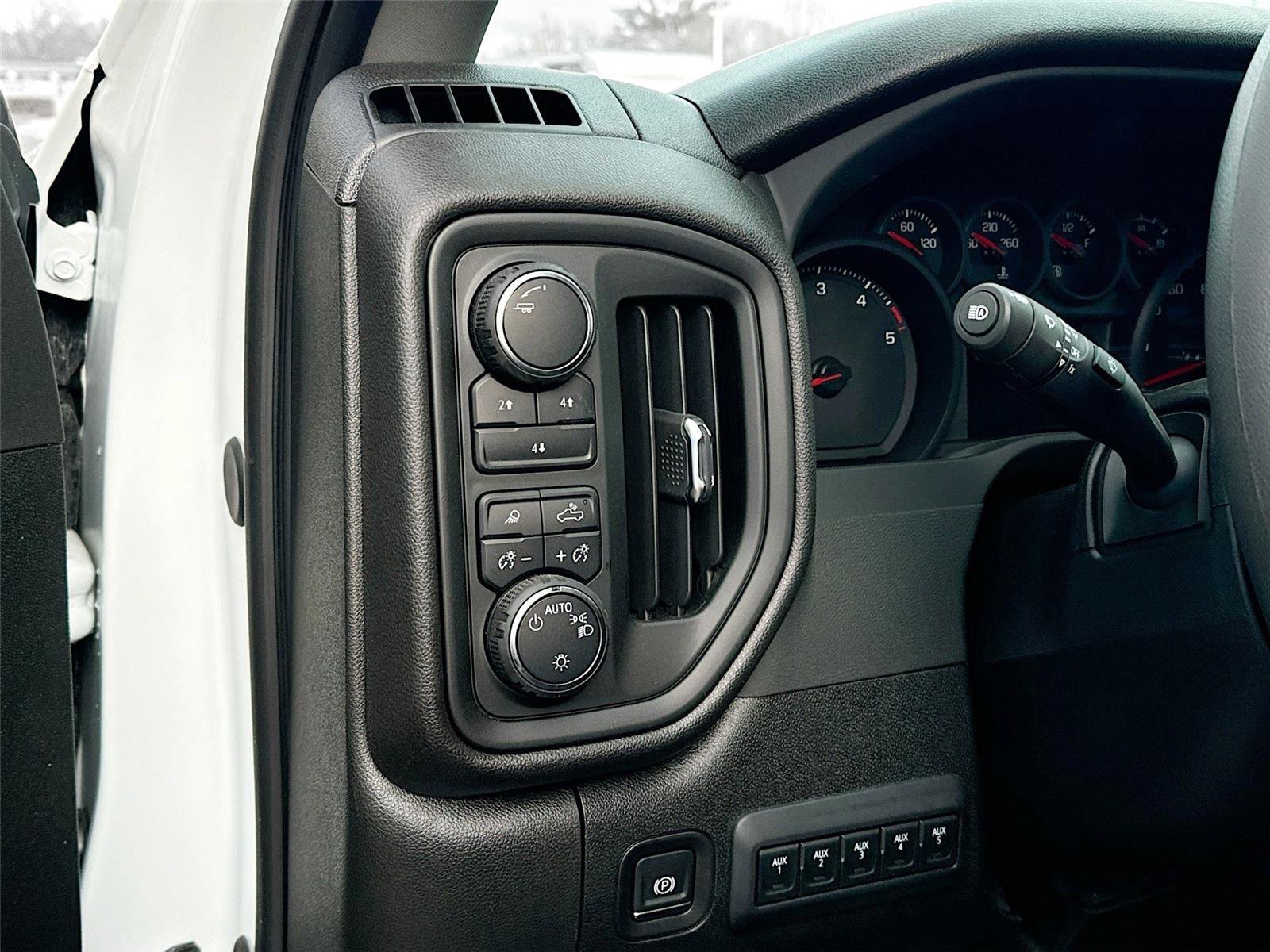 New 2024 Chevrolet Silverado 3500 W/T w/ WT Convenience Package image 4