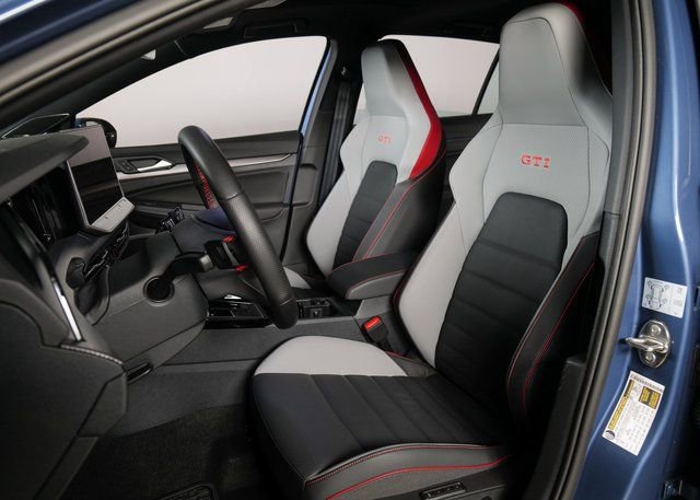 Used 2025 Volkswagen GTI SE w/ SE Leather Seating Package image 10
