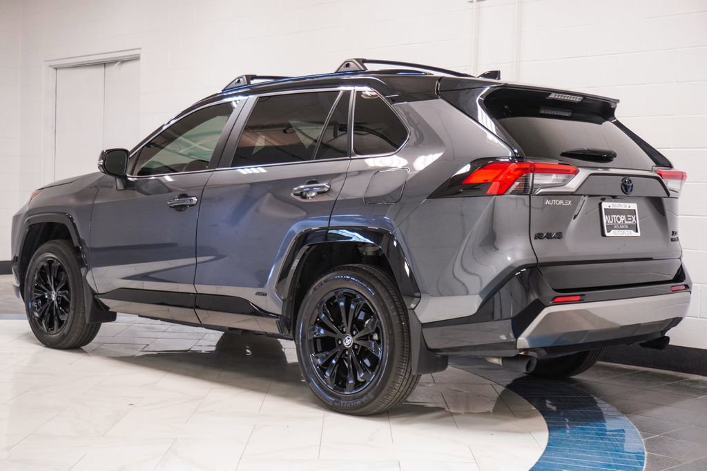 Used 2024 Toyota RAV4 XSE AWD/4WD image 31