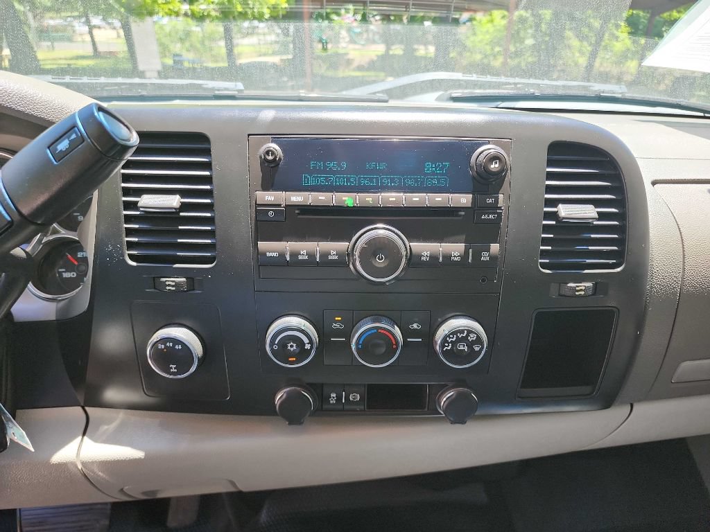 Used 2014 Chevrolet Silverado 2500 LT AWD/4WD image 23