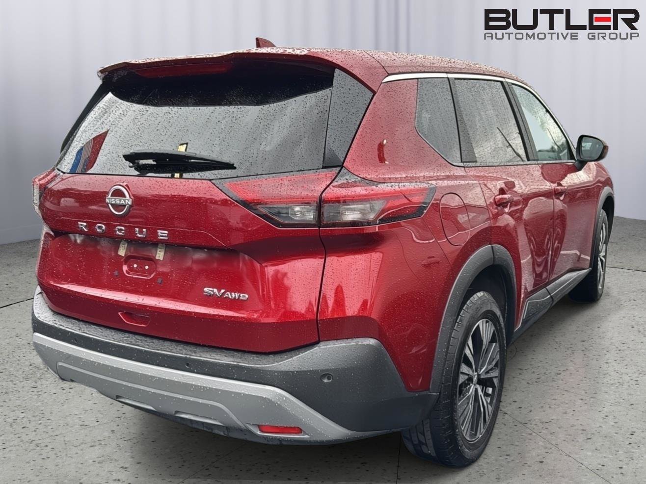 Used 2023 Nissan Rogue SV image 7