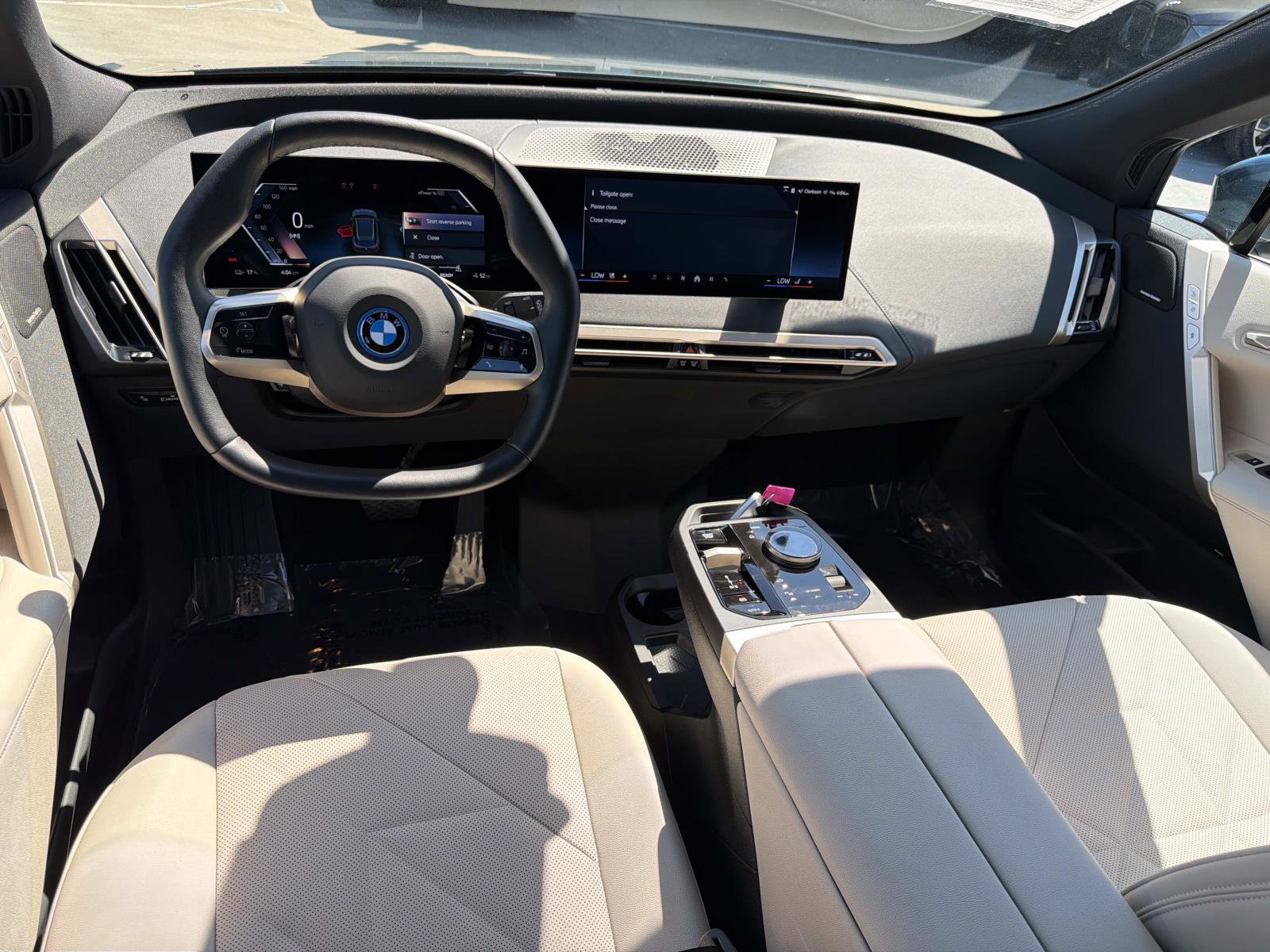 Certified 2025 BMW iX xDrive50 image 7