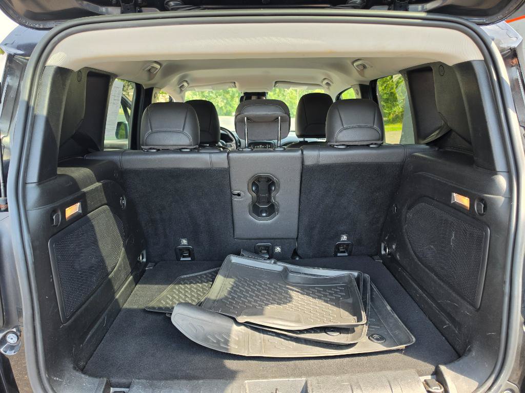 Used 2015 Jeep Renegade Limited FWD image 12