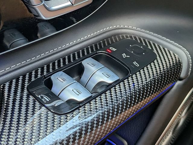 Used 2023 Mercedes-Benz SL 63 AMG 4MATIC w/ Driver Assistance Package image 28