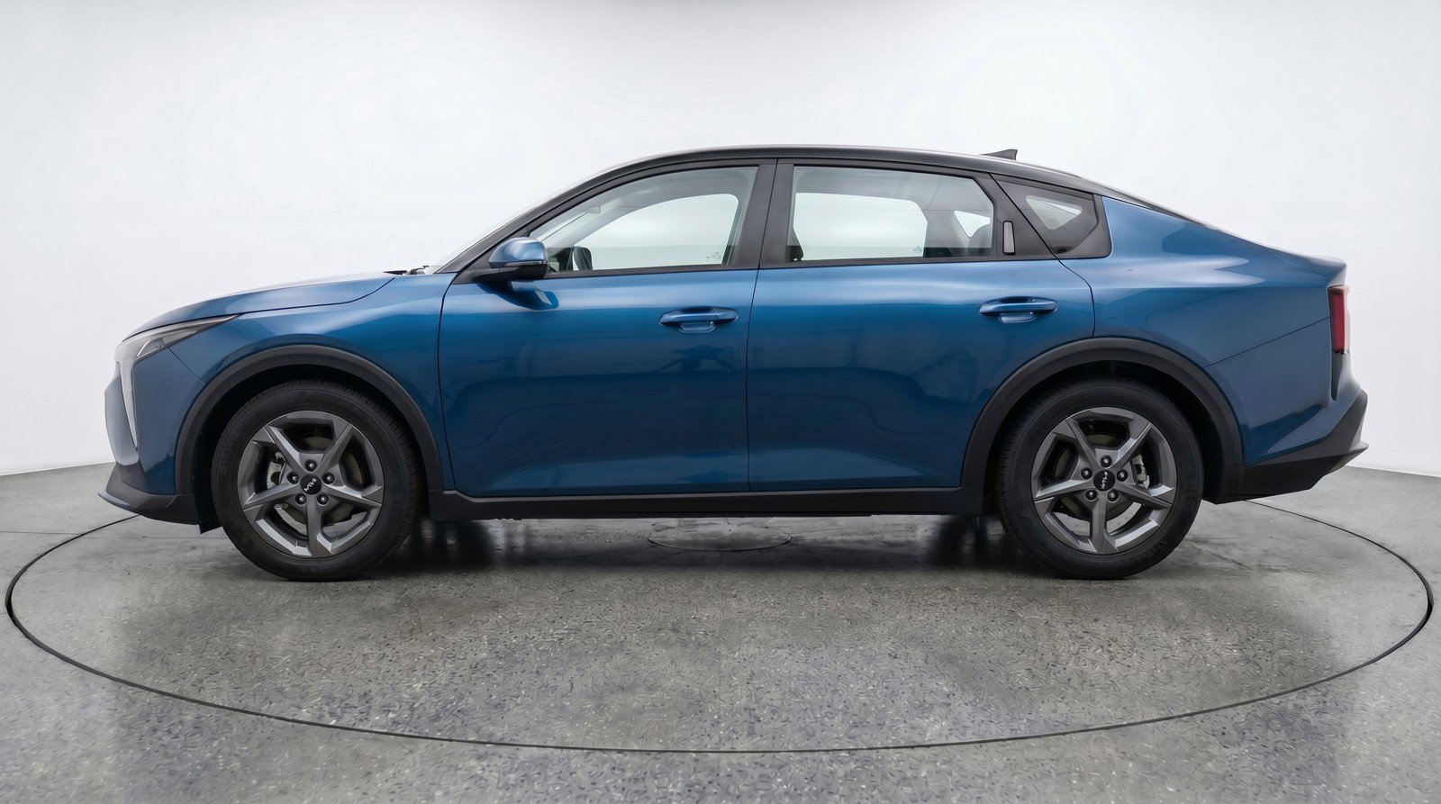 Used 2025 Kia K4 LXS FWD image 5