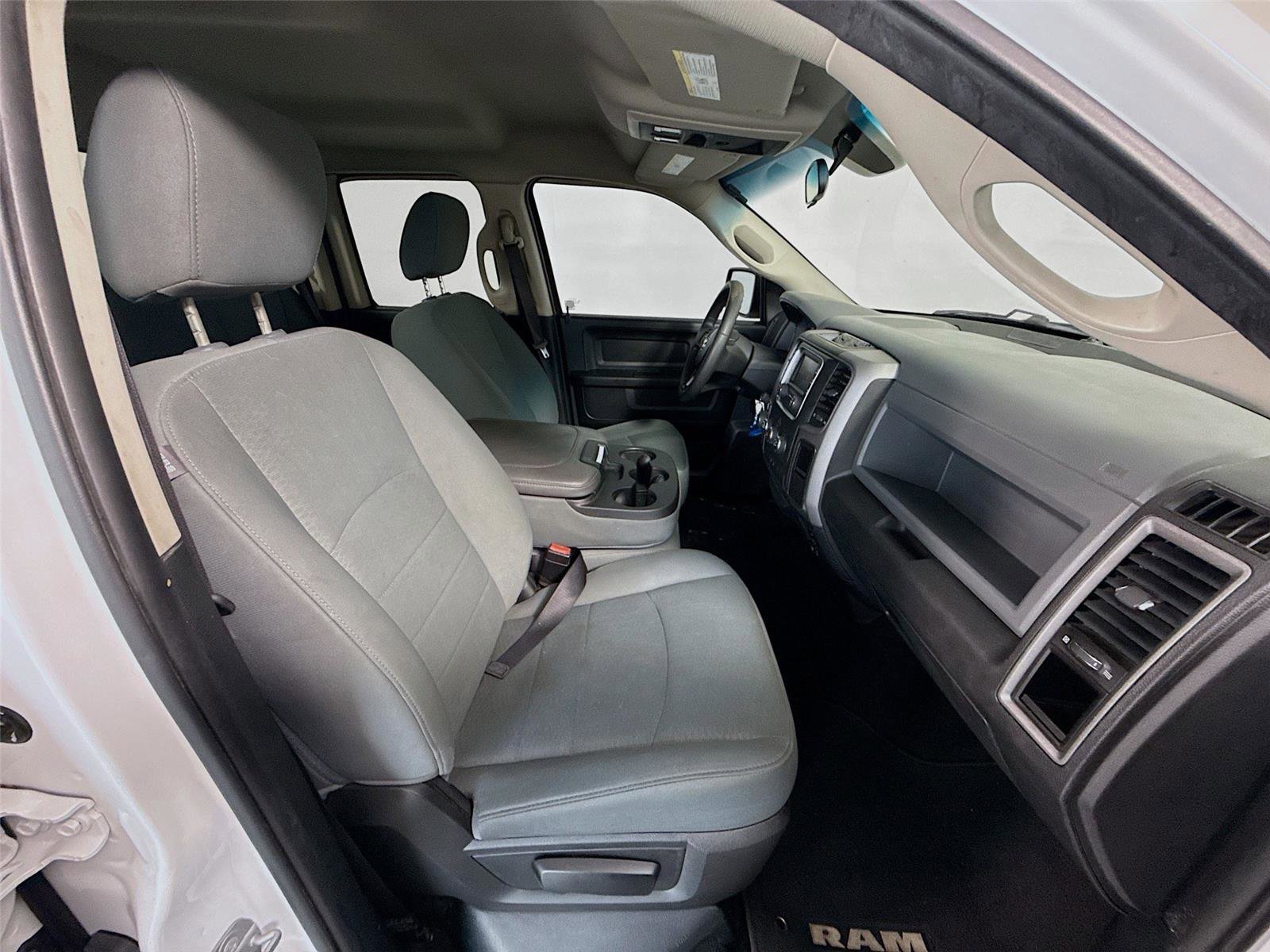 Used 2018 RAM 1500 Express RWD image 16