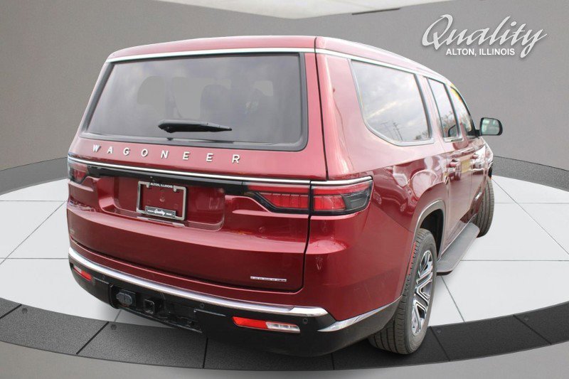 Used 2024 Jeep Wagoneer L Series II w/ Flexible Seating Group image 4