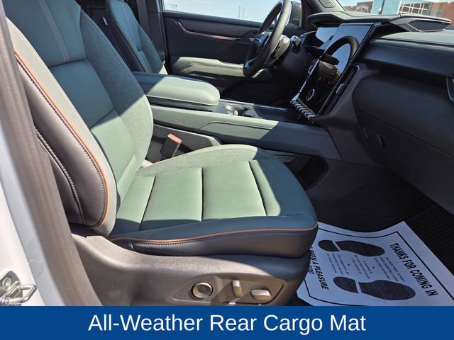 Used 2026 GMC Acadia AT4 w/ Super Cruise Package AWD/4WD image 41
