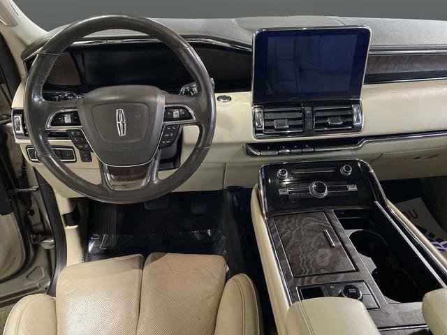Used 2019 Lincoln Navigator Reserve w/ Cargo Package AWD/4WD image 5