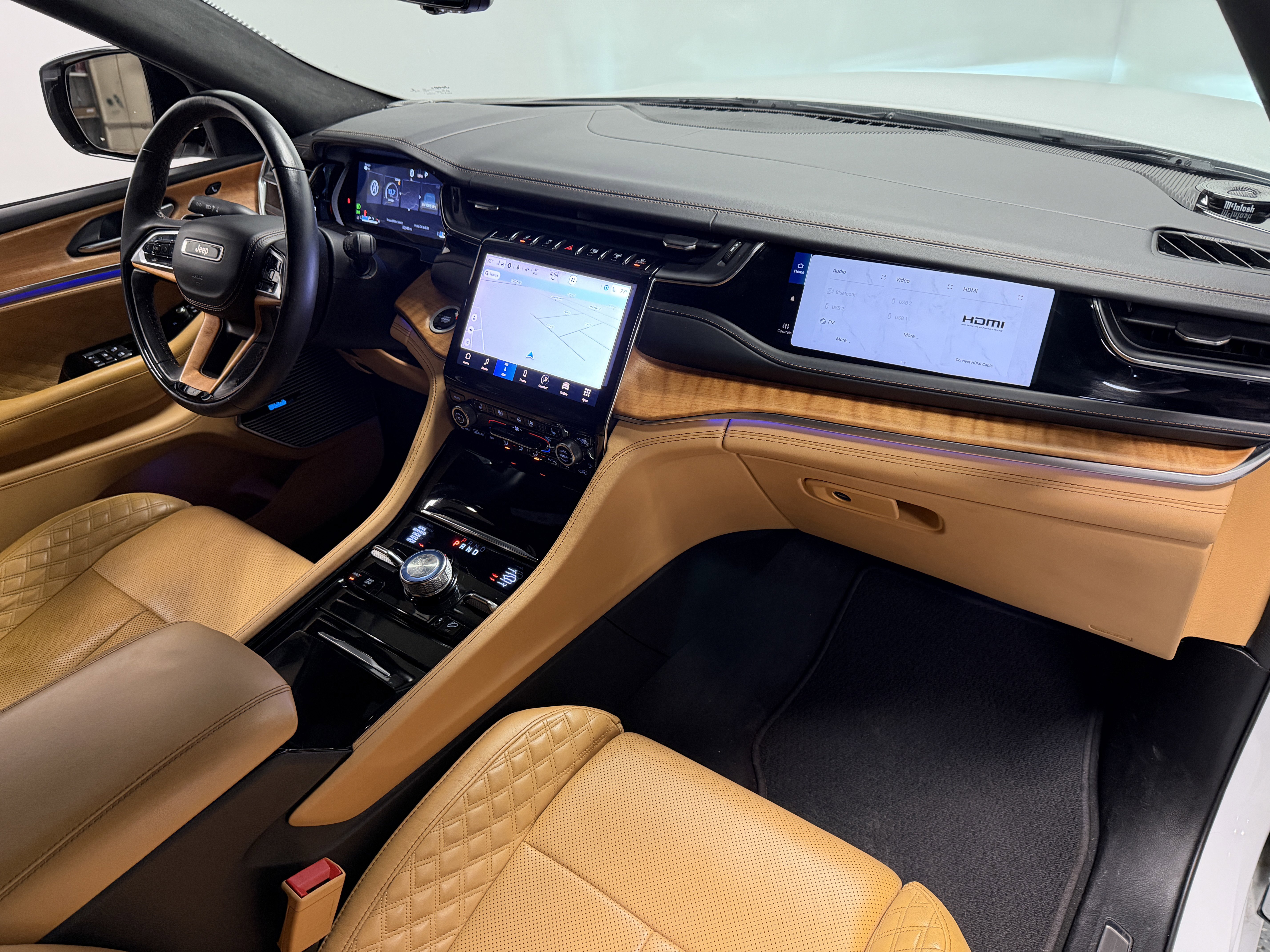 Used 2022 Jeep Grand Cherokee L Summit image 29