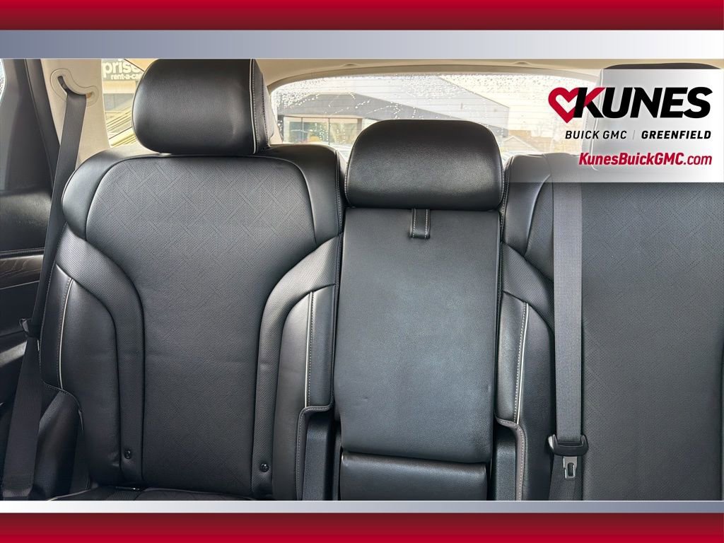 Used 2025 Genesis GV80 2.5T Prestige image 38