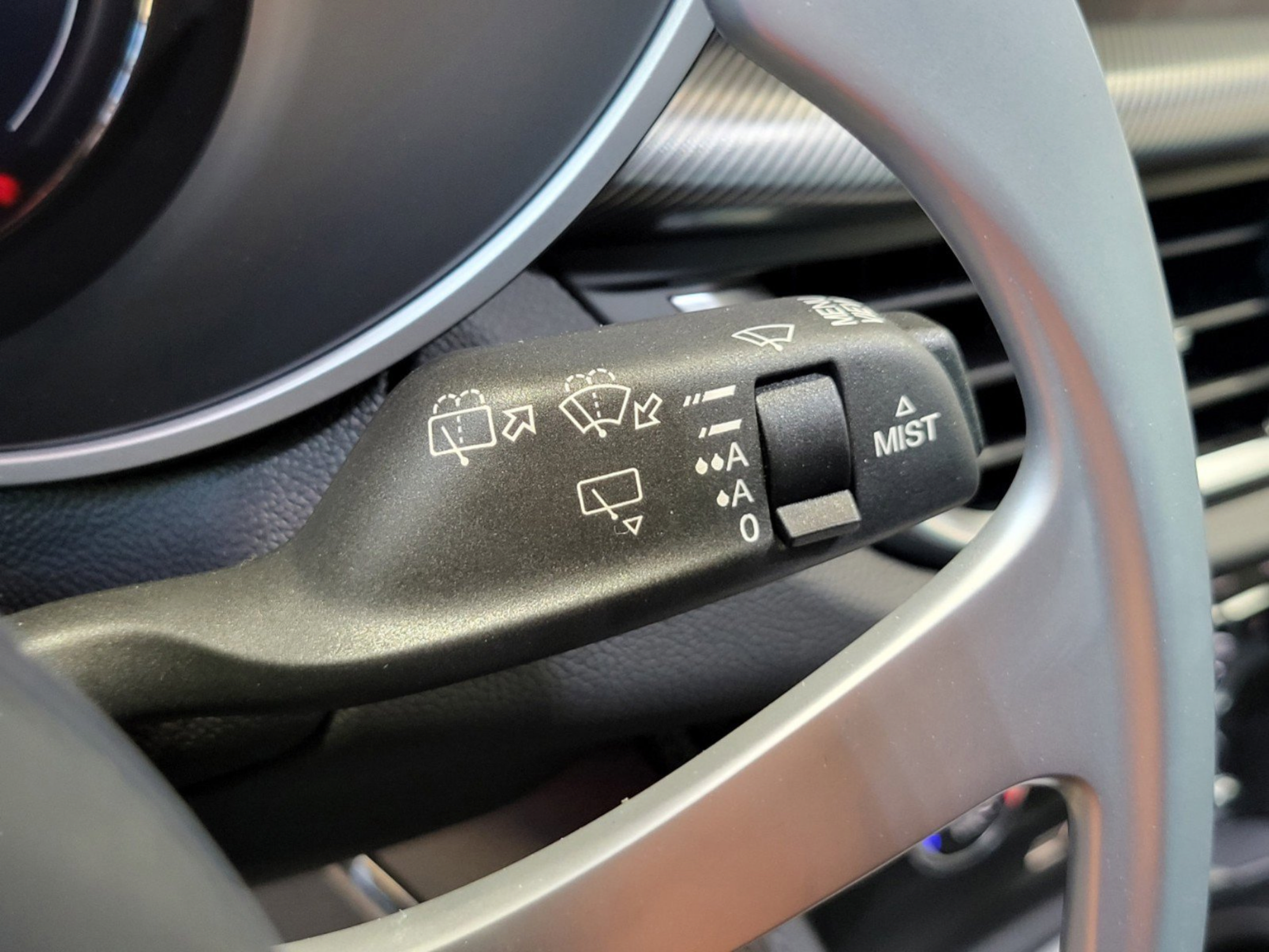 New 2025 Alfa Romeo Stelvio Sprint AWD/4WD image 64