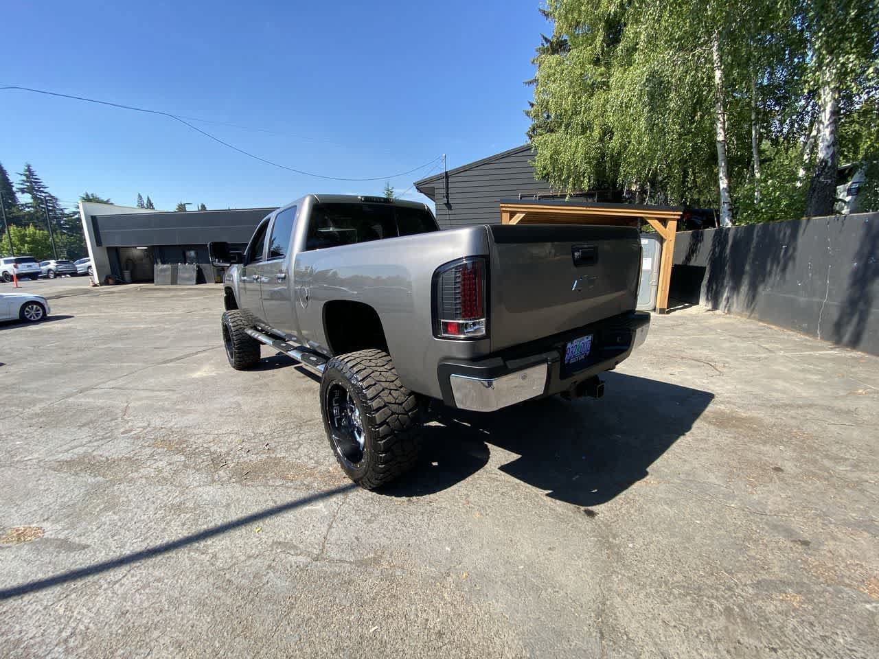 Used 2013 Chevrolet Silverado 2500 LTZ w/ LTZ Plus Package AWD/4WD image 4