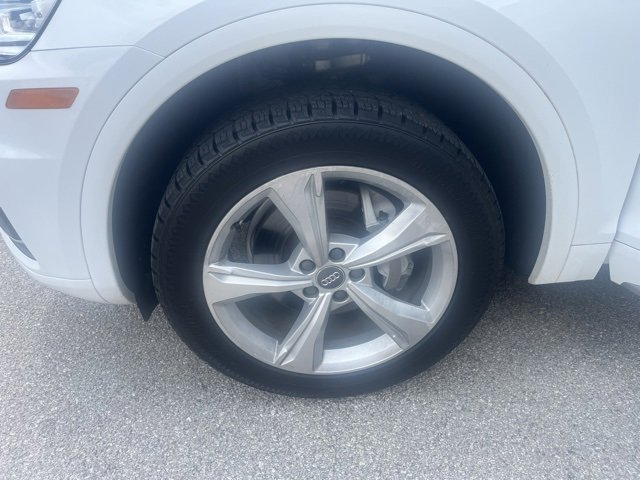 Used 2020 Audi Q5 2.0T Premium w/ Convenience Package image 11