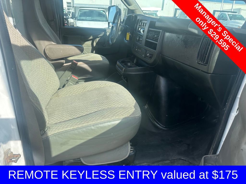 Used 2019 Chevrolet Express 4500 w/ Power Convenience Package image 9