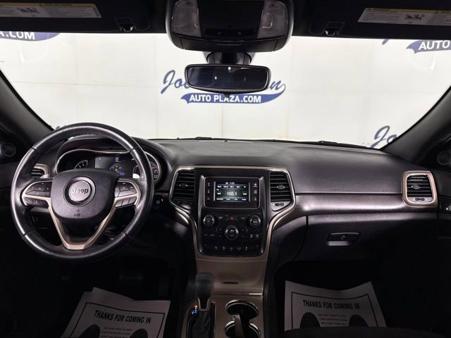 Used 2017 Jeep Grand Cherokee Laredo w/ Quick Order Package 23E image 18