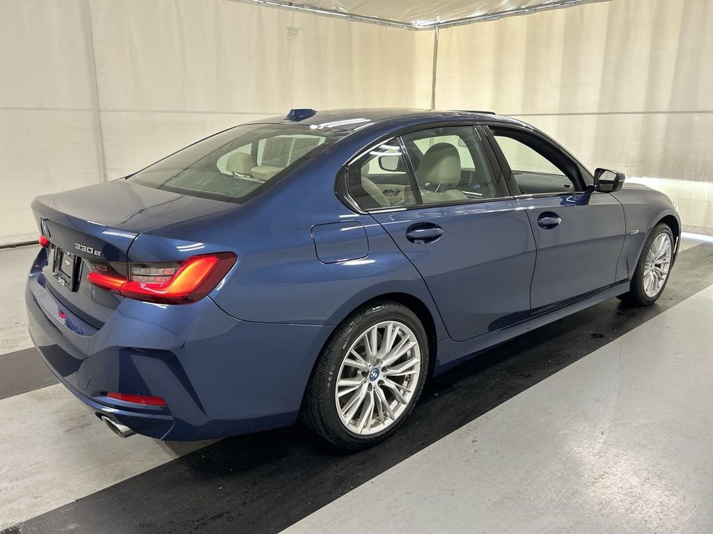 Used 2023 BMW 330e xDrive image 2
