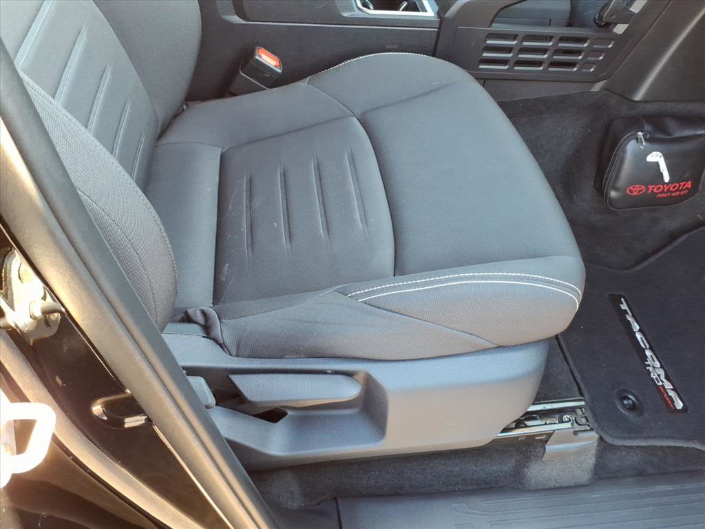 Used 2024 Toyota Tacoma TRD Sport image 17