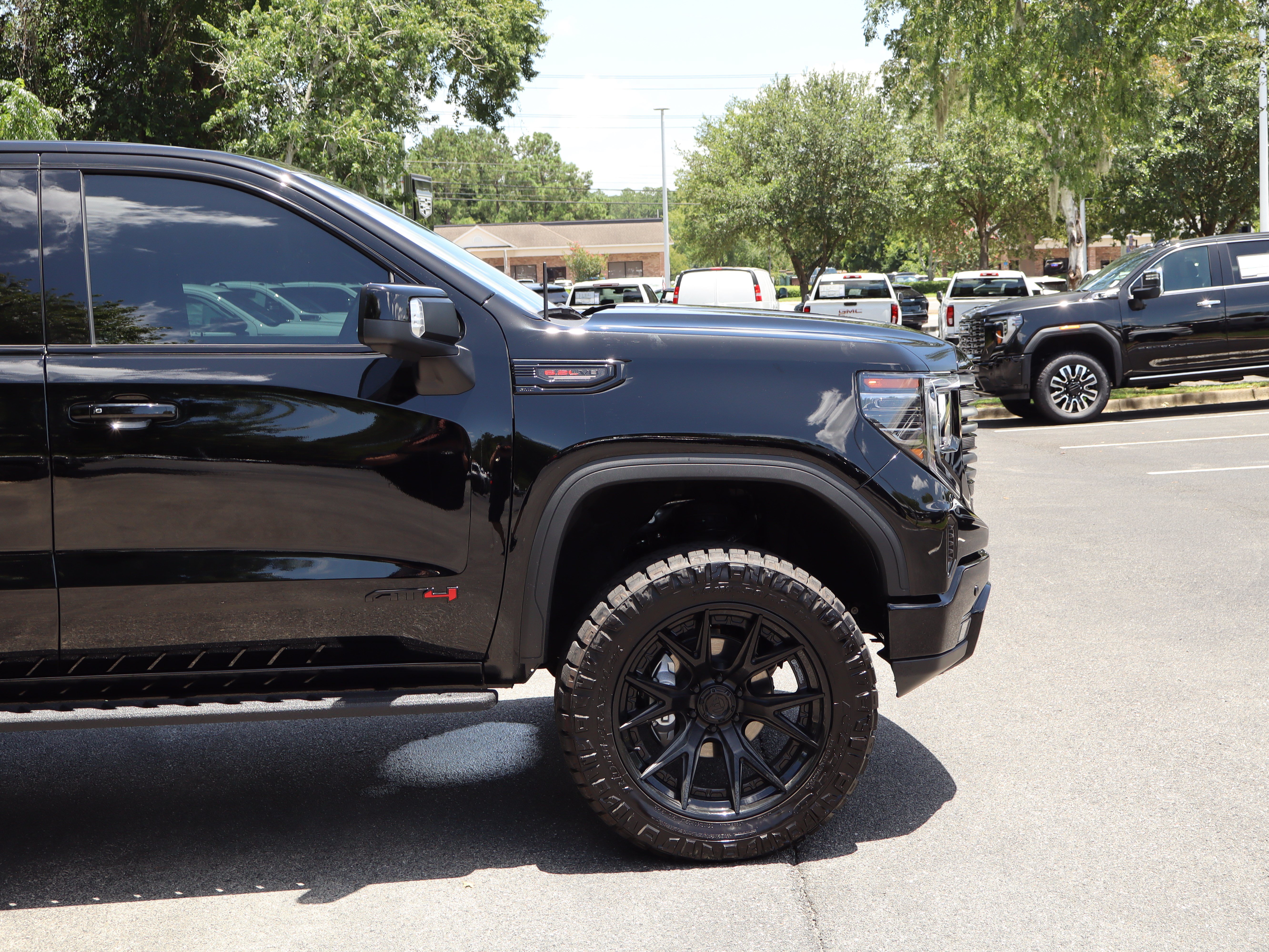 Used 2026 GMC Sierra 1500 AT4 w/ AT4 Premium Package AWD/4WD image 7