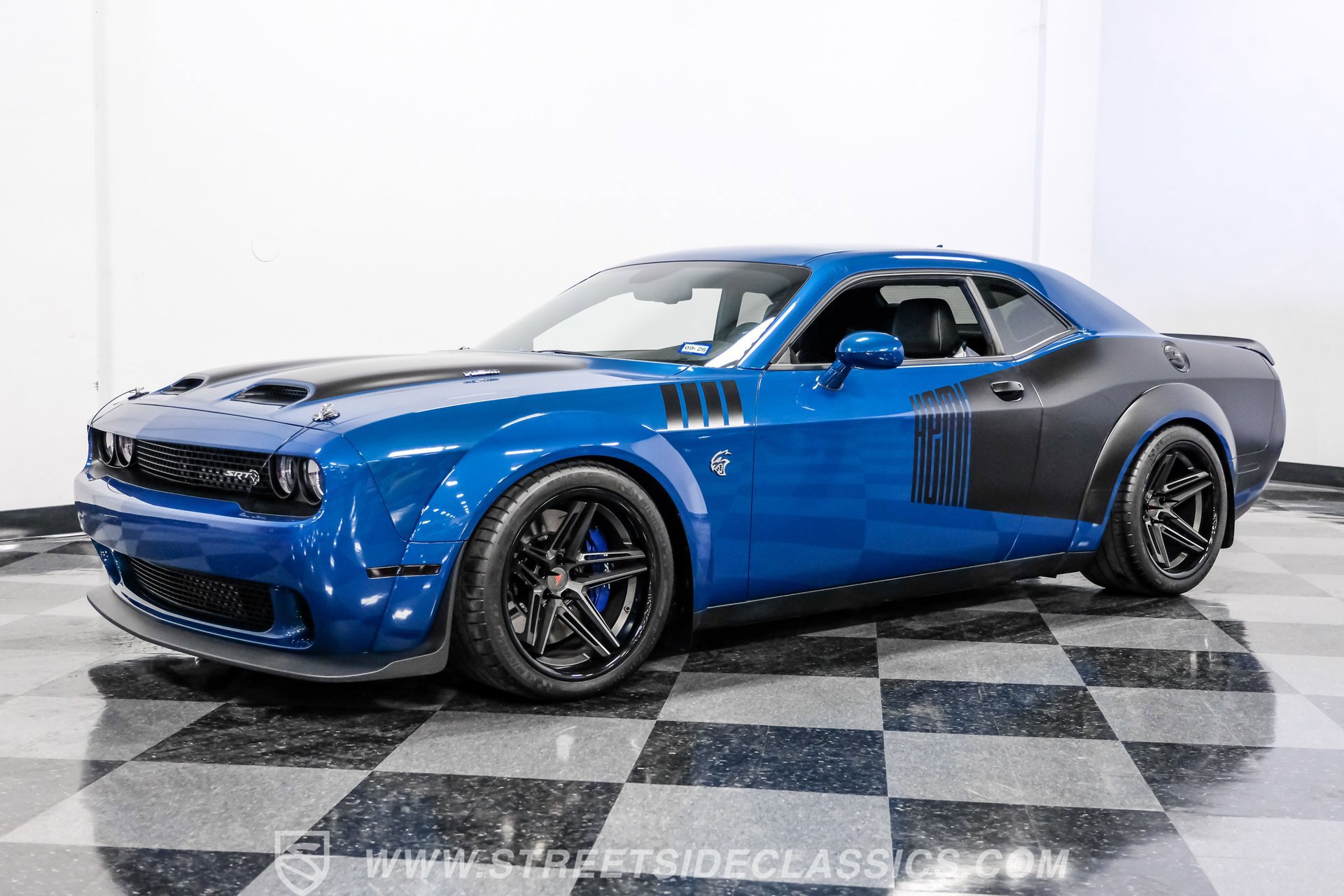 Used 2022 Dodge Challenger SRT Hellcat image 6