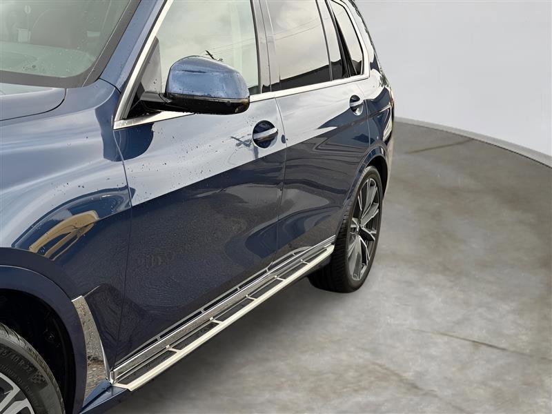 Used 2020 BMW X7 xDrive40i w/ Premium Package AWD/4WD image 7