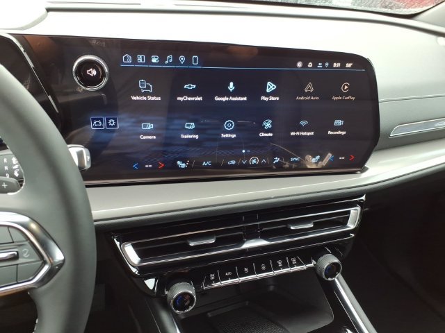 New 2027 Chevrolet Traverse LT w/ Midnight/Sport Edition FWD image 14
