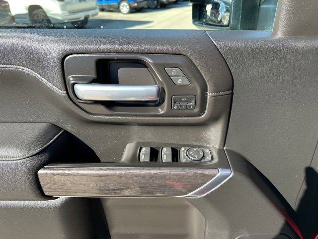 Used 2021 Chevrolet Silverado 2500 LTZ w/ LTZ Convenience Package image 19