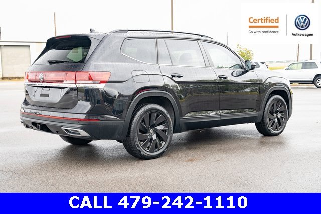 Certified 2024 Volkswagen Atlas SE w/ Black Wheel Package image 6