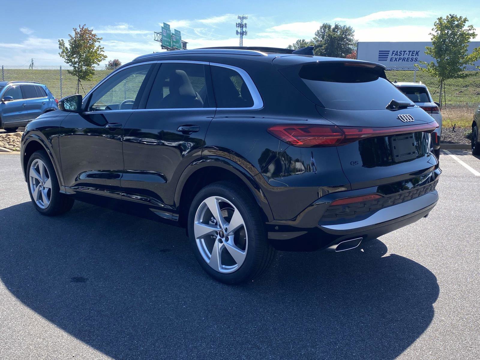 New 2025 Audi Q5 Prestige image 4