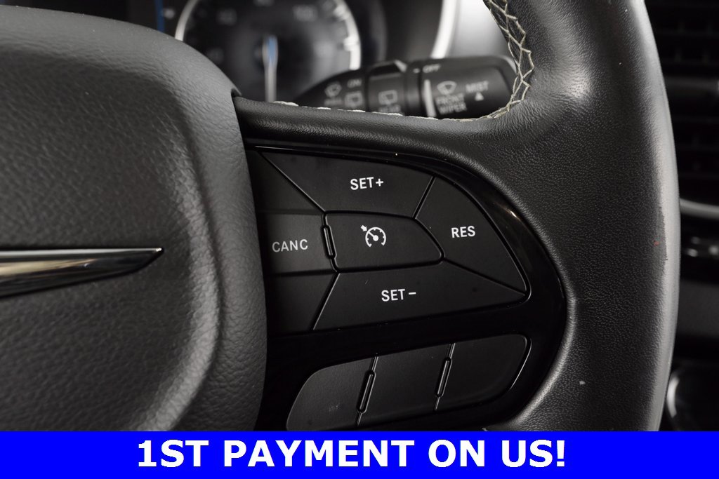 Used 2020 Chrysler Pacifica Touring w/ S Appearance Package image 27