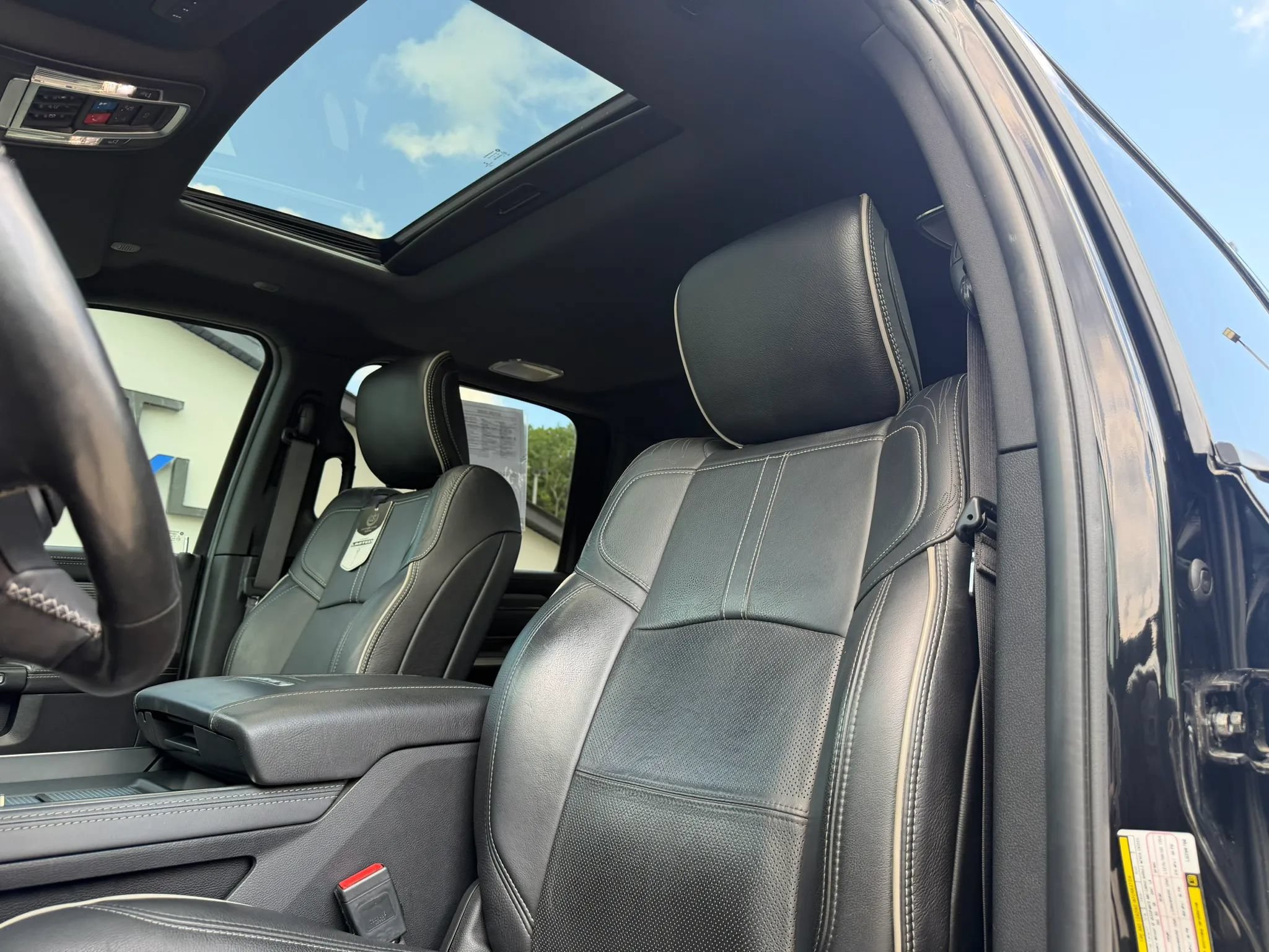 Used 2020 RAM 2500 Limited AWD/4WD image 15