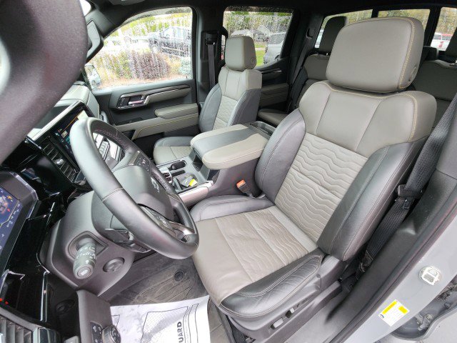 Used 2024 Chevrolet Silverado 1500 ZR2 w/ Technology Package image 37