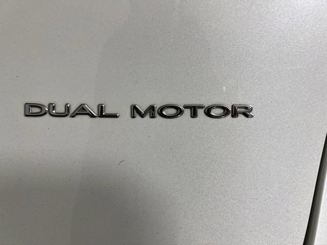 Used 2021 Tesla Model Y Long Range AWD/4WD image 31