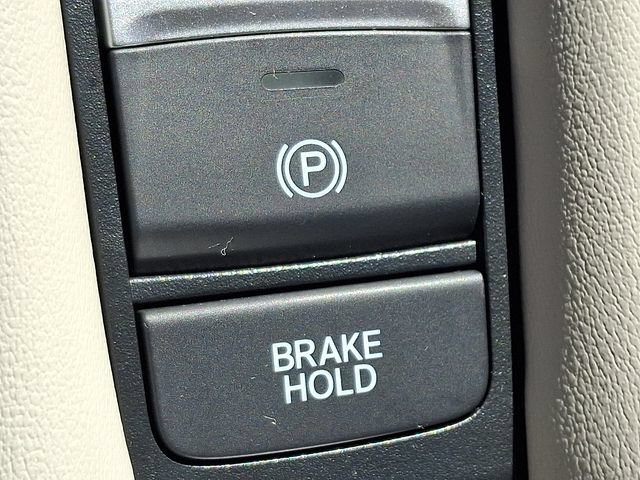 Used 2024 Honda HR-V LX image 23