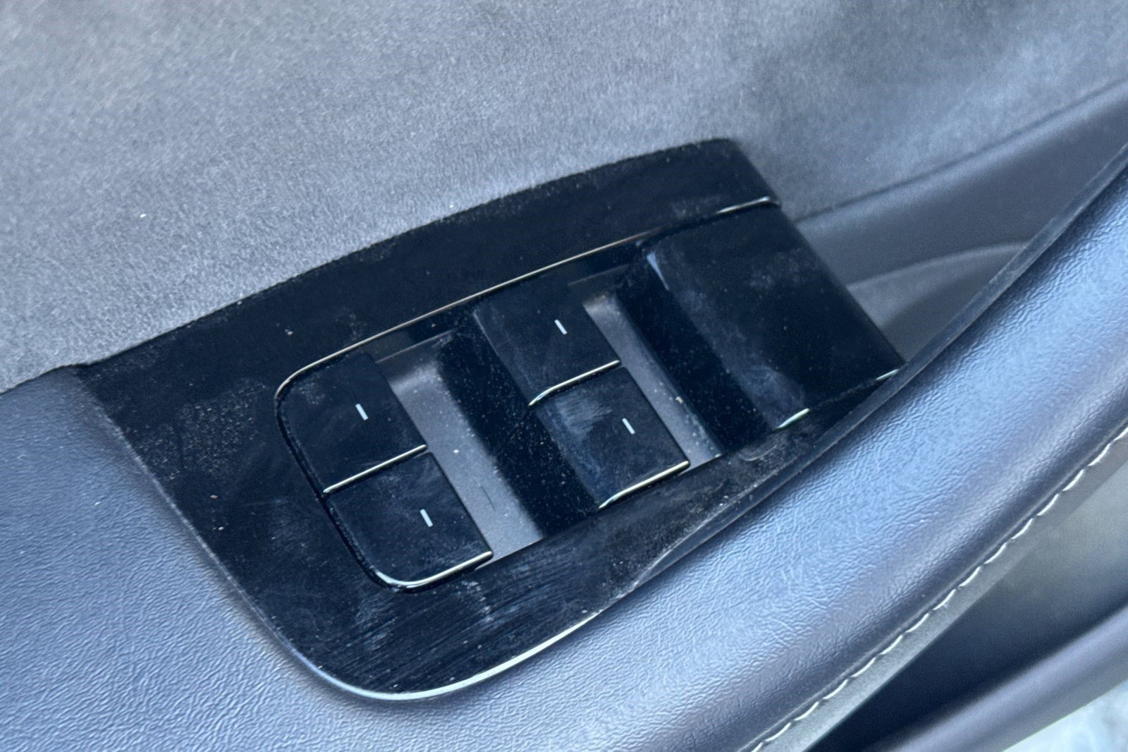 Used 2018 Tesla Model 3 Long Range RWD image 14