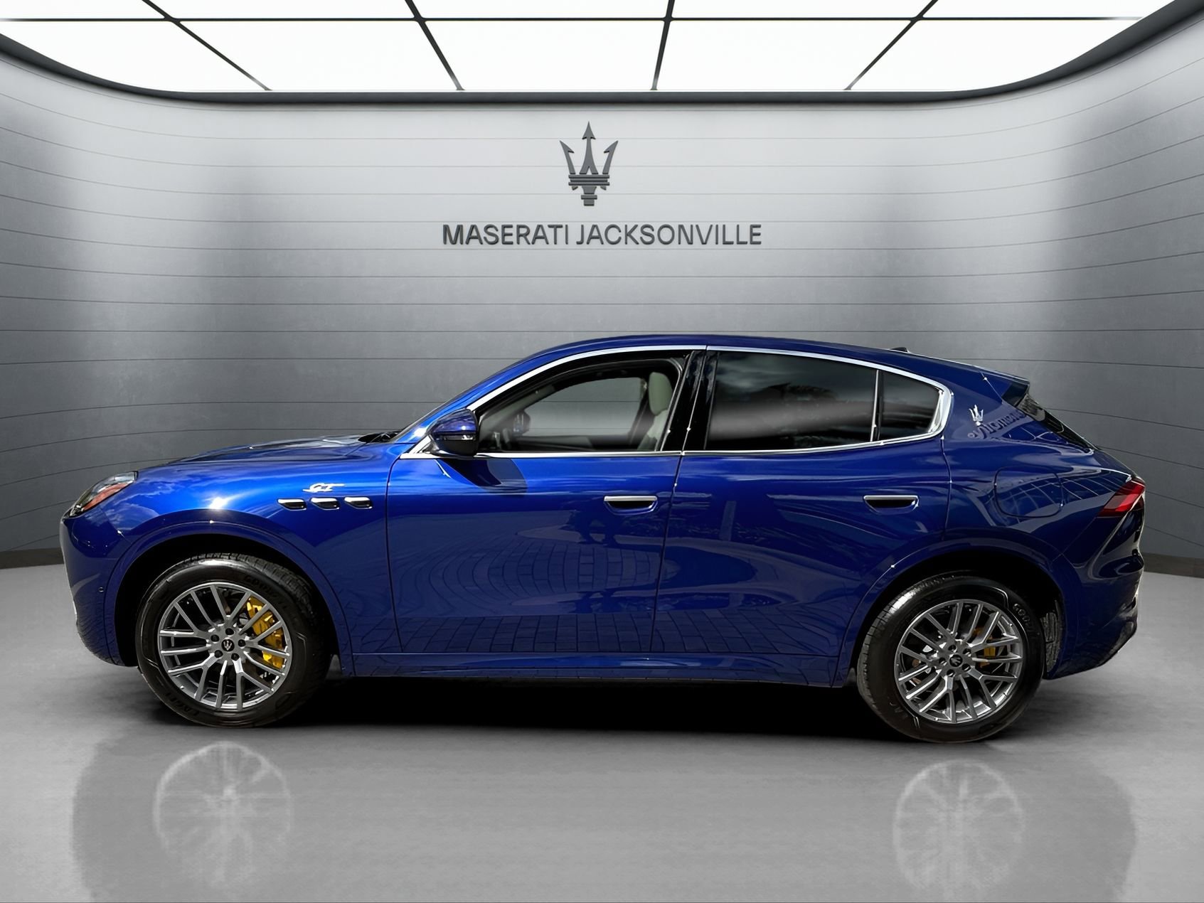 New 2024 Maserati Grecale GT image 10