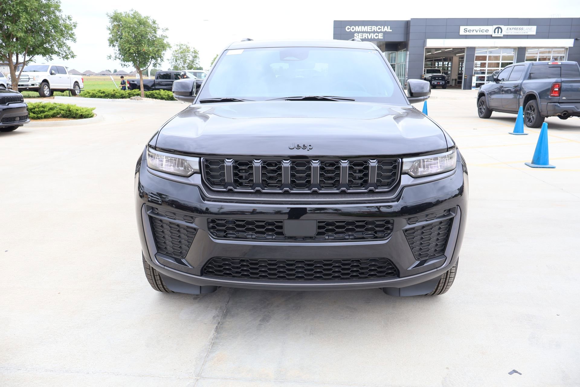 New 2026 Jeep Grand Cherokee L 4WD image 10