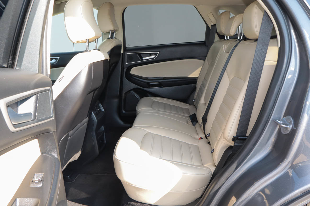 Used 2024 Ford Edge SEL AWD/4WD image 8