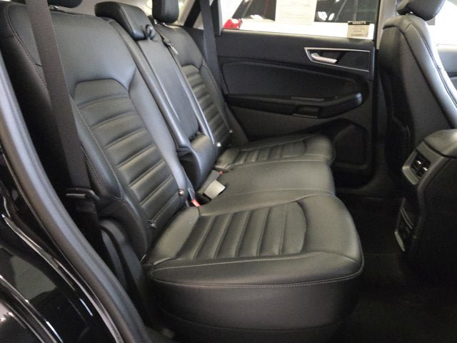 Used 2024 Ford Edge SEL w/ Convenience Package AWD/4WD image 6