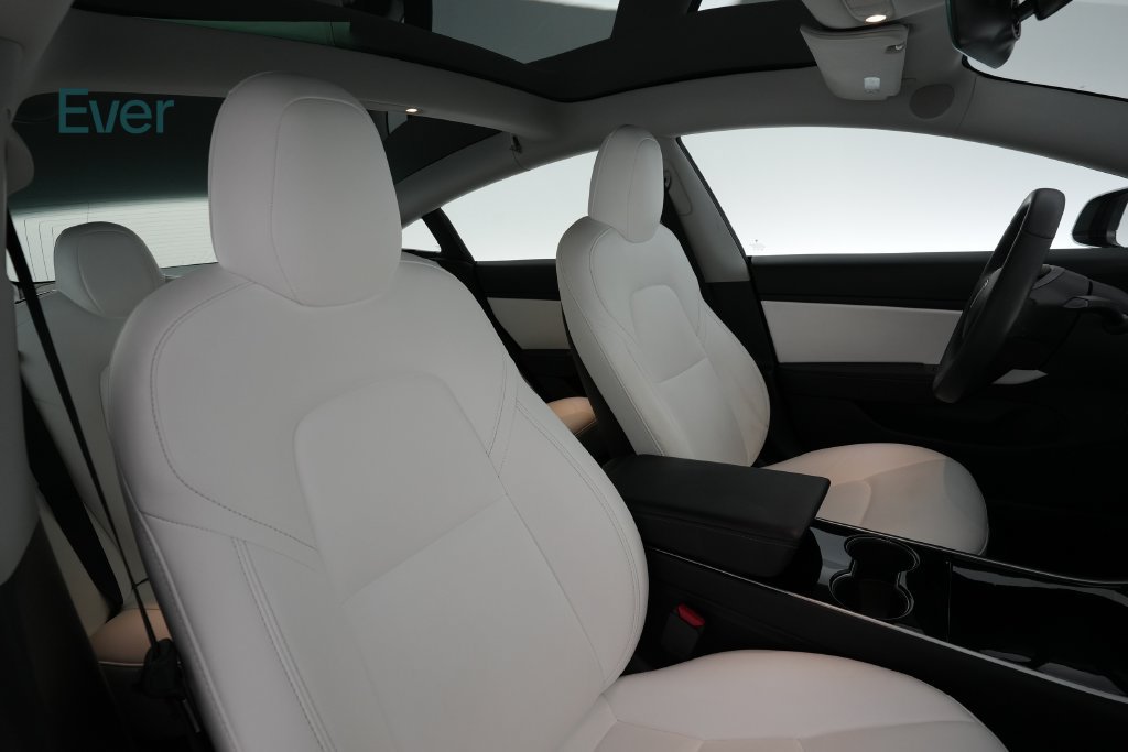 Used 2020 Tesla Model 3 Standard Range Plus RWD image 23