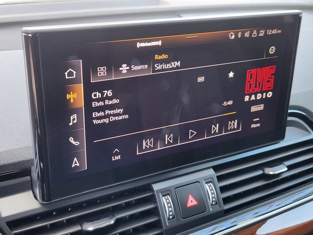 Used 2023 Audi Q5 2.0T Premium w/ Convenience Package image 16