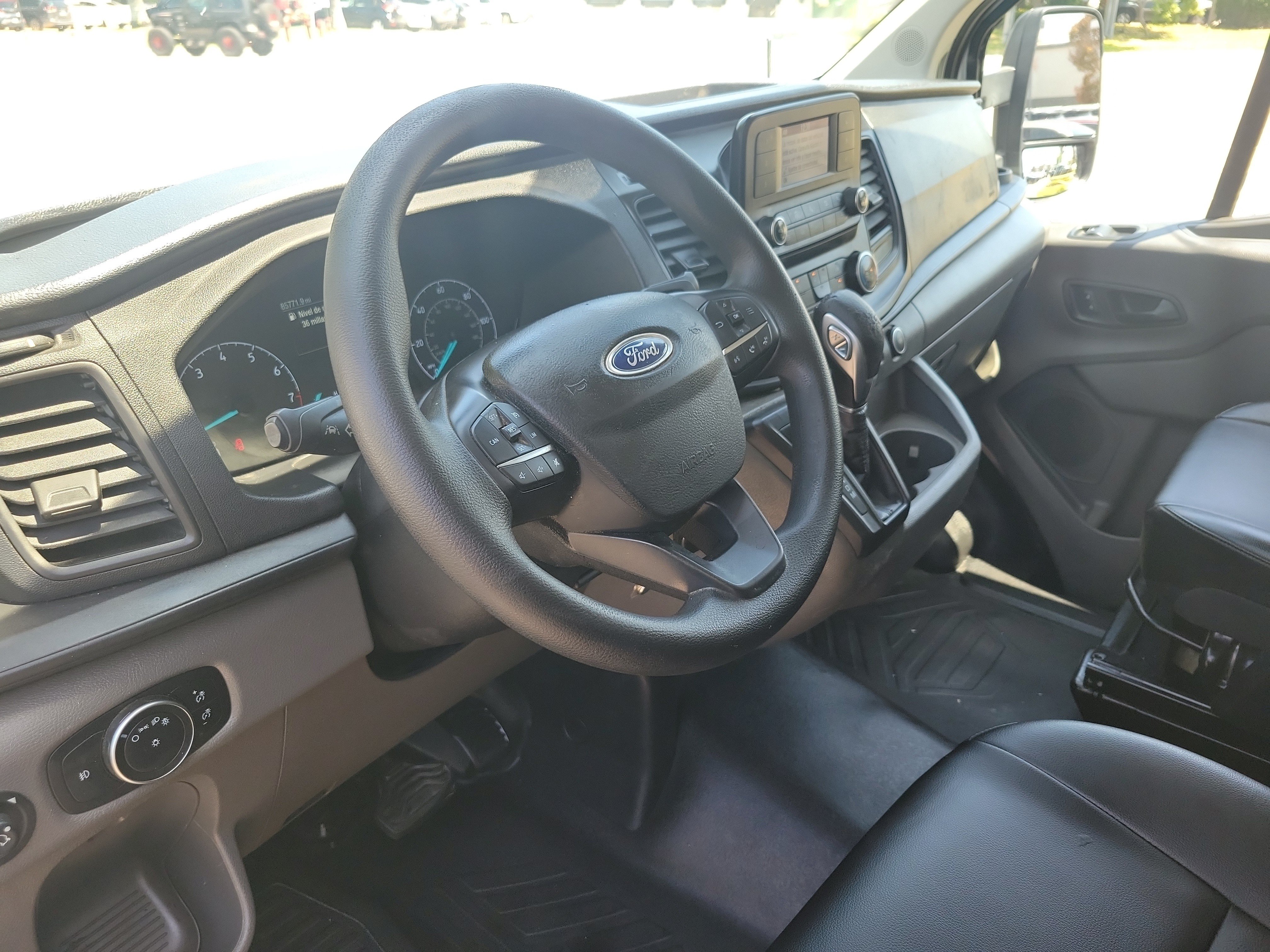 Used 2020 Ford Transit 250 Low Roof RWD image 12