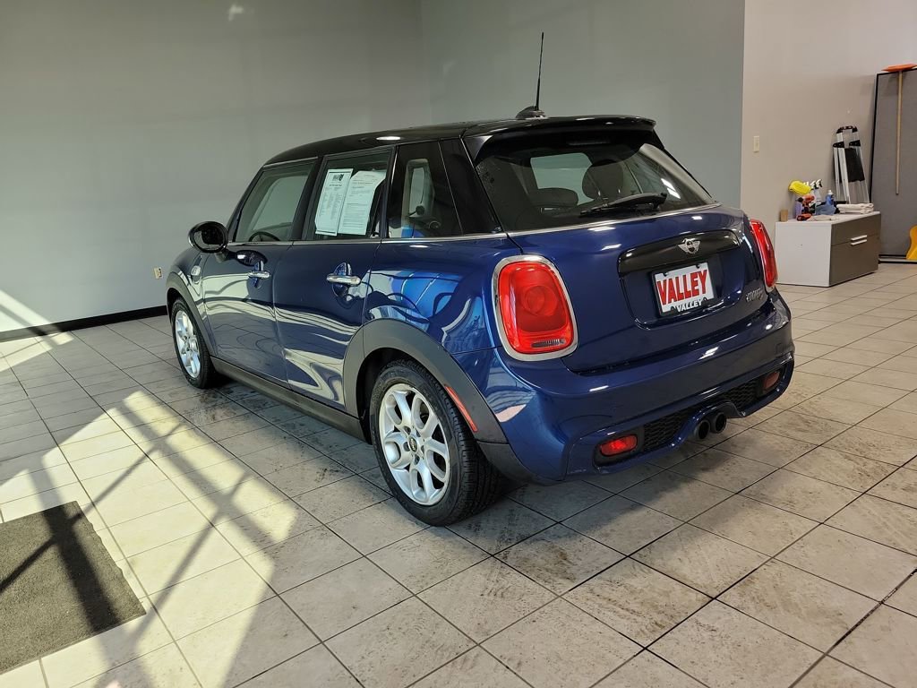 Used 2015 MINI Cooper S FWD video 3