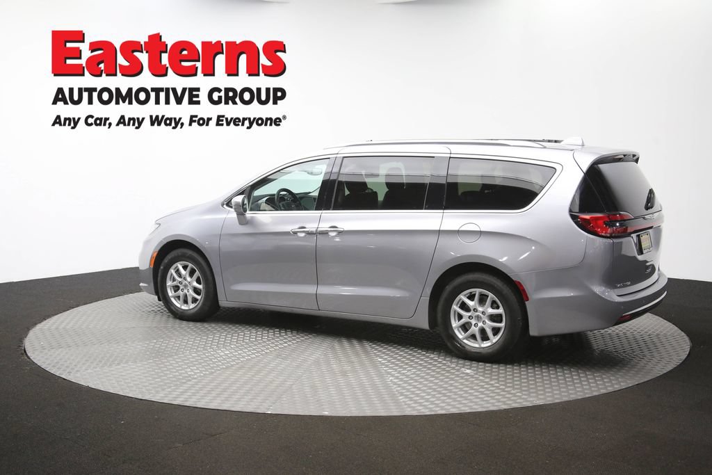 Used 2021 Chrysler Pacifica Touring-L FWD image 65