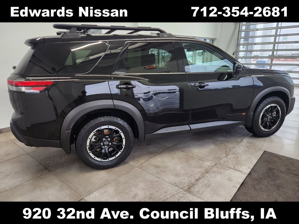 Used 2024 Nissan Pathfinder Rock Creek image 6