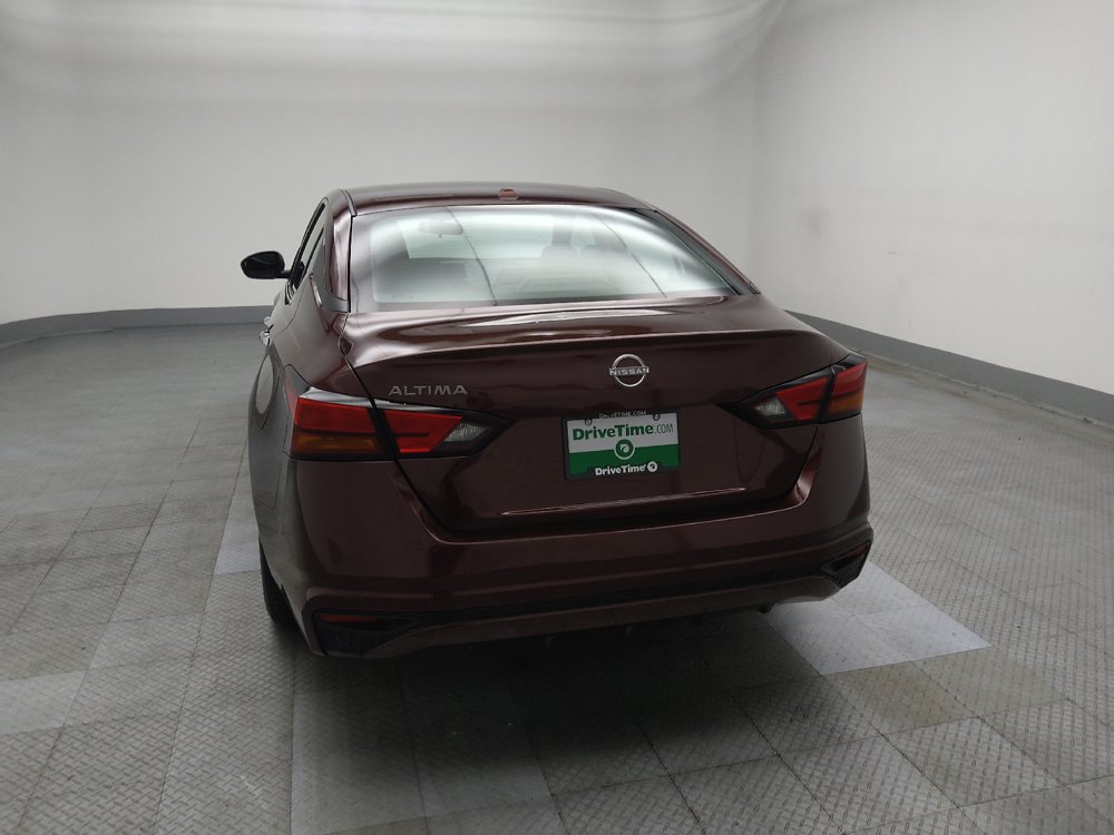 Used 2025 Nissan Altima 2.5 SV FWD image 6