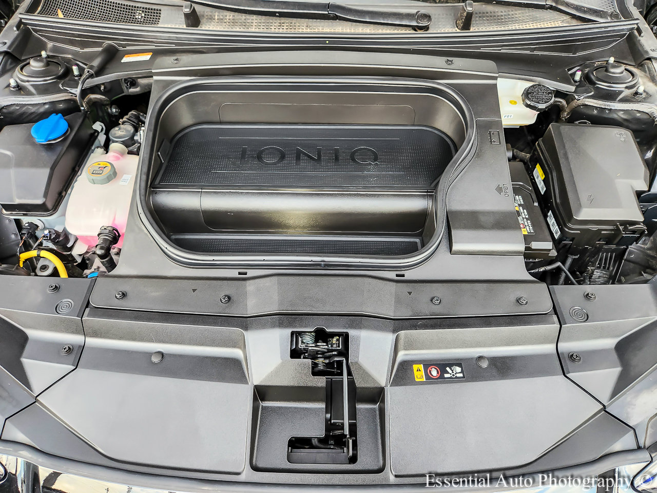 Used 2024 Hyundai Ioniq 6 SEL AWD/4WD image 37
