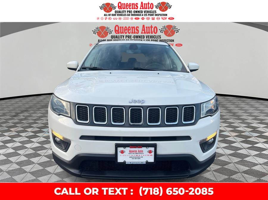 Used 2020 Jeep Compass Latitude image 1