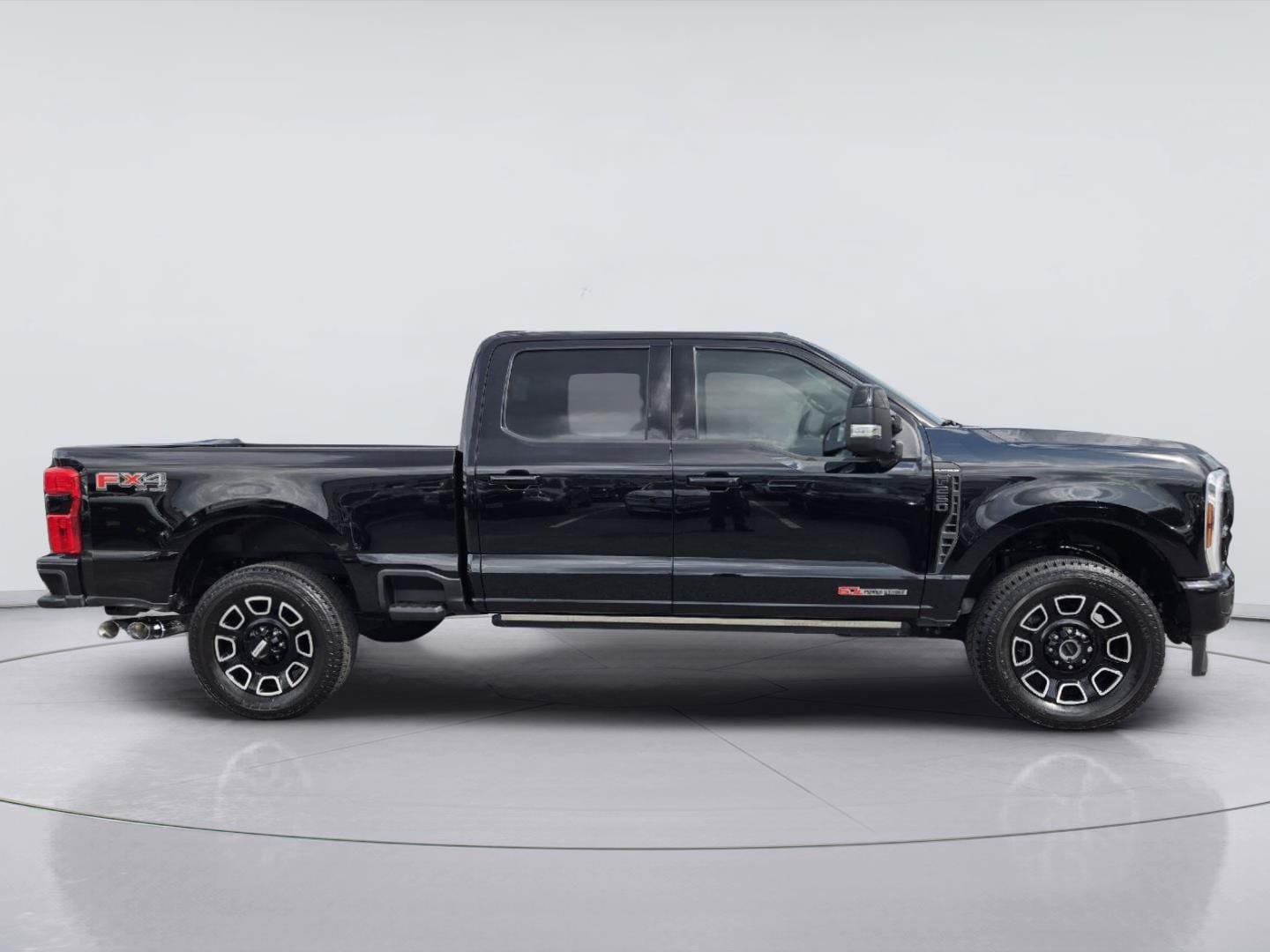 Certified 2025 Ford F250 Platinum AWD/4WD image 4